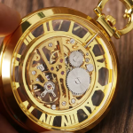 Orologio da tasca scheletrato dorato a carica manuale