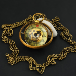 Orologio da tasca scheletrato in ottone