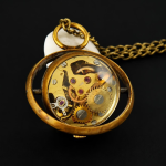 Orologio da tasca scheletrato in ottone
