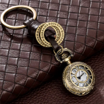Orologio da taschino al quarzo con portachiavi vintage