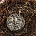 Orologio da taschino al quarzo con uccelli