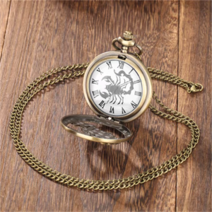 Orologio da taschino con scorpione al quarzo in ottone