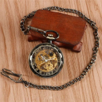 Orologio da taschino meccanico scheletrato, quadrante aperto