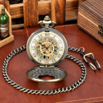 Orologio da taschino scheletrato dorato con numeri romani
