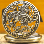 Orologio da taschino steampunk al quarzo con delfini