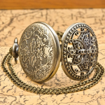 Orologio da taschino steampunk al quarzo con farfalla